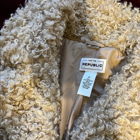 Republic fury coat - Picture 2 of 2